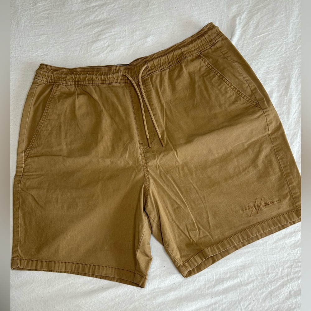 Hollister jogger shorts 7”